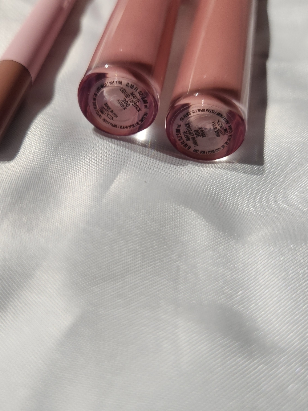 kylie liquid lipstick and lip liner combo - Picture 3 of 3